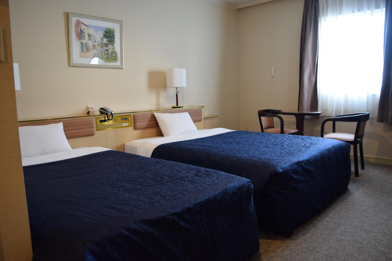 Asakusa Central Hotel Tokyo Exterior photo