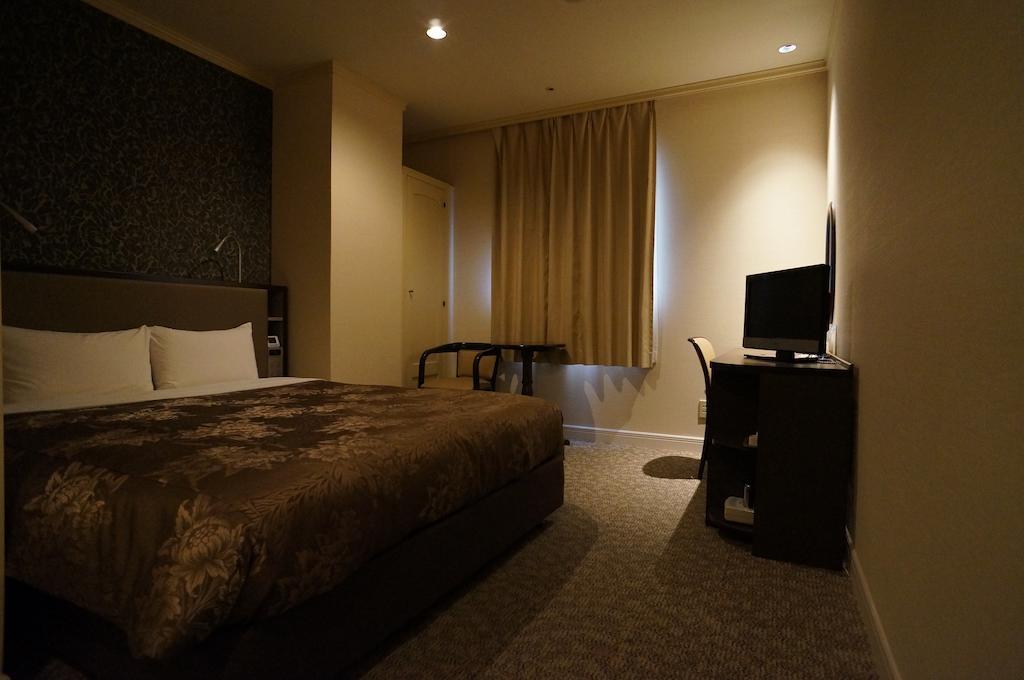 Asakusa Central Hotel Tokyo Exterior photo