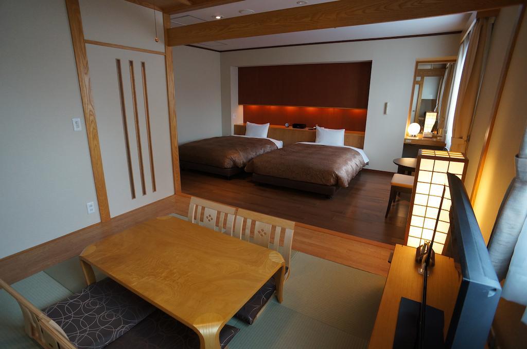 Asakusa Central Hotel Tokyo Exterior photo